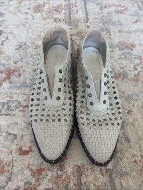 Freda Salvador Cream/off white Woven Leather Slip-On Oxford loafer